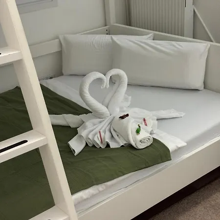 Loftly Kottbusser Damm 68 - Parkplatz - Self Check In - 300 Mbits برلين