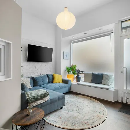 Loftly Kottbusser Damm 68 - Parkplatz - Self Check In - 300 Mbits