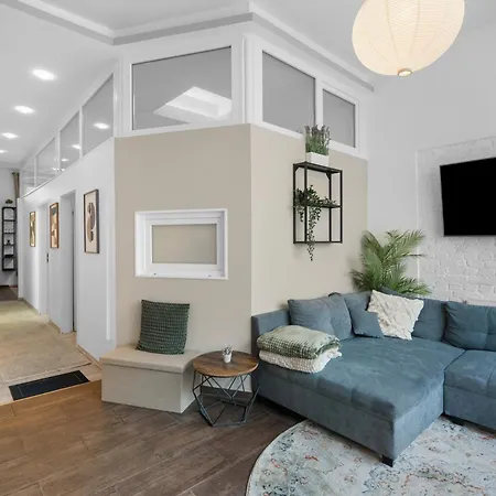 Loftly Kottbusser Damm 68 - Parkplatz - Self Check In - 300 Mbits *