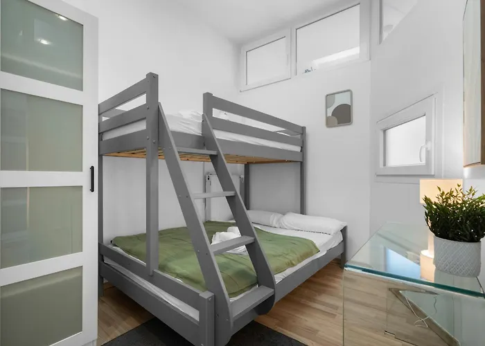 Loftly Kottbusser Damm 68 - Parkplatz - Self Check In - 300 Mbits Berlin