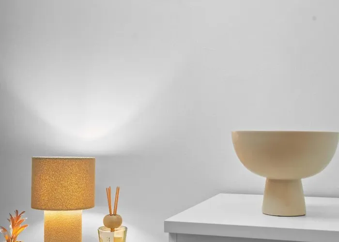 Loftly Kottbusser Damm 68 - Parkplatz - Self Check In - 300 Mbits Appartement