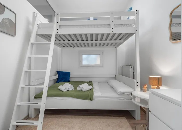 Appartement Loftly Kottbusser Damm 68 - Parkplatz - Self Check In - 300 Mbits