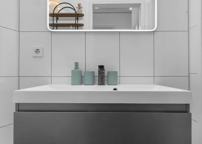 Appartement Loftly Kottbusser Damm 68 - Parkplatz - Self Check In - 300 Mbits Berlin