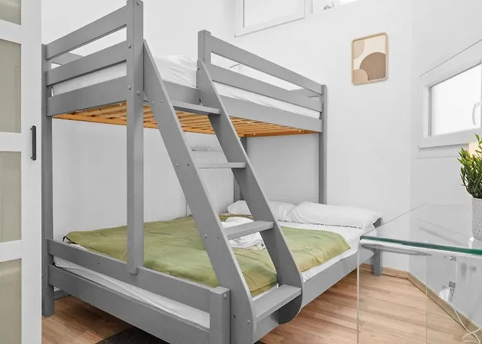 Loftly Kottbusser Damm 68 - Parkplatz - Self Check In - 300 Mbits Appartement