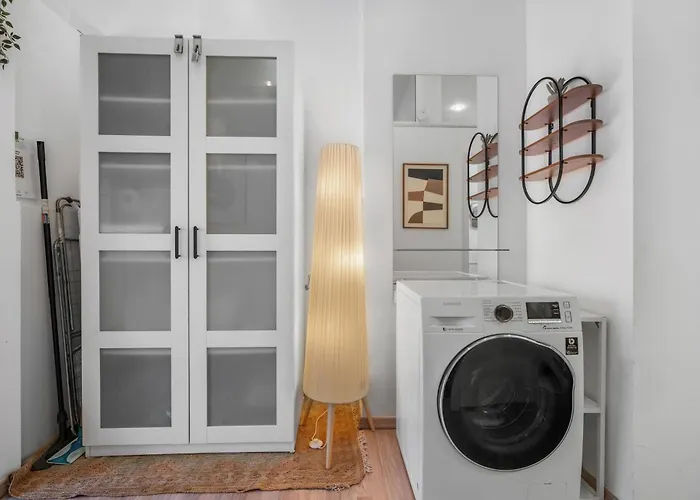 Loftly Kottbusser Damm 68 - Parkplatz - Self Check In - 300 Mbits Appartement *