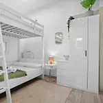 Apartmán Loftly Kottbusser Damm 68 - Parkplatz - Self Check In - 300 Mbits
