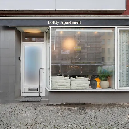 Loftly Kottbusser Damm 68 - Parkplatz - Self Check In - 300 Mbits Apartmán