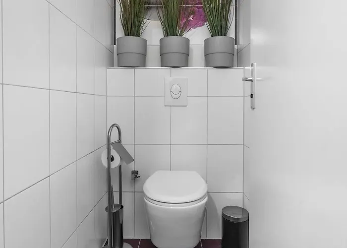 Loftly Kottbusser Damm 68 - Parkplatz - Self Check In - 300 Mbits