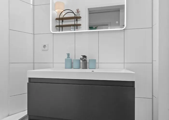 Apartman Loftly Kottbusser Damm 68 - Parkplatz - Self Check In - 300 Mbits *