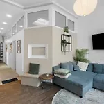 Loftly Kottbusser Damm 68 - Parkplatz - Self Check In - 300 Mbits *