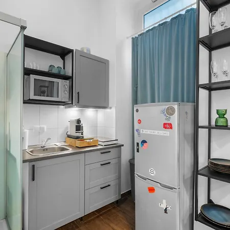 Loftly Kottbusser Damm 68 - Parkplatz - Self Check In - 300 Mbits Apartamento Berlim