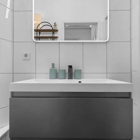 Apartamento Loftly Kottbusser Damm 68 - Parkplatz - Self Check In - 300 Mbits Berlim