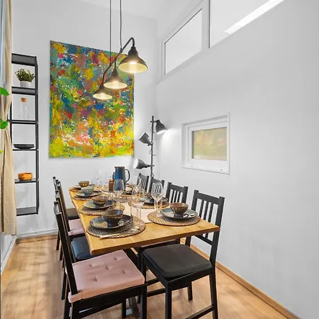 Apartamento Loftly Kottbusser Damm 68 - Parkplatz - Self Check In - 300 Mbits Berlim